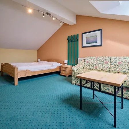 Heart Aurora Hotell 3*